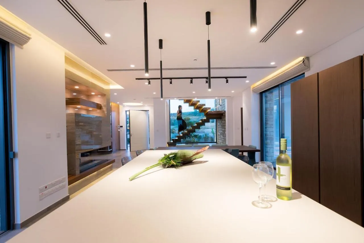 Villa Vivo Mare Beachfront Villas- Blue Diamond Ayía Nápa