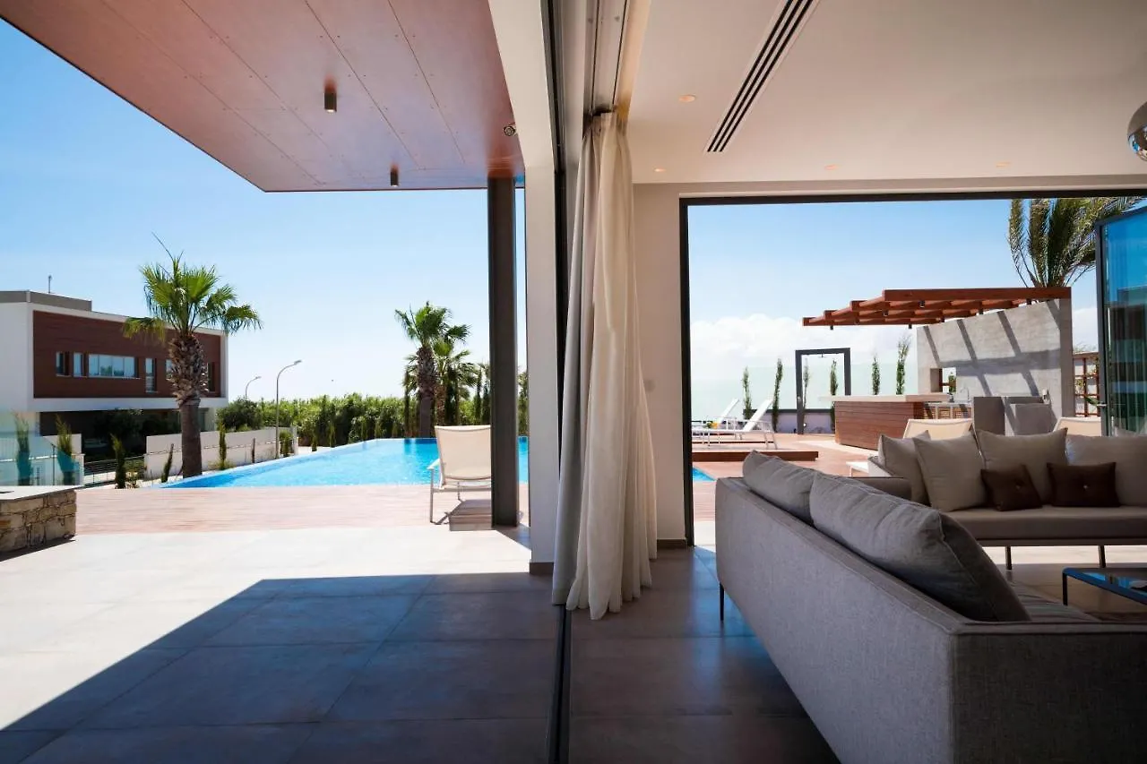Vivo Mare Beachfront Villas- Blue Diamond Ayía Nápa Villa