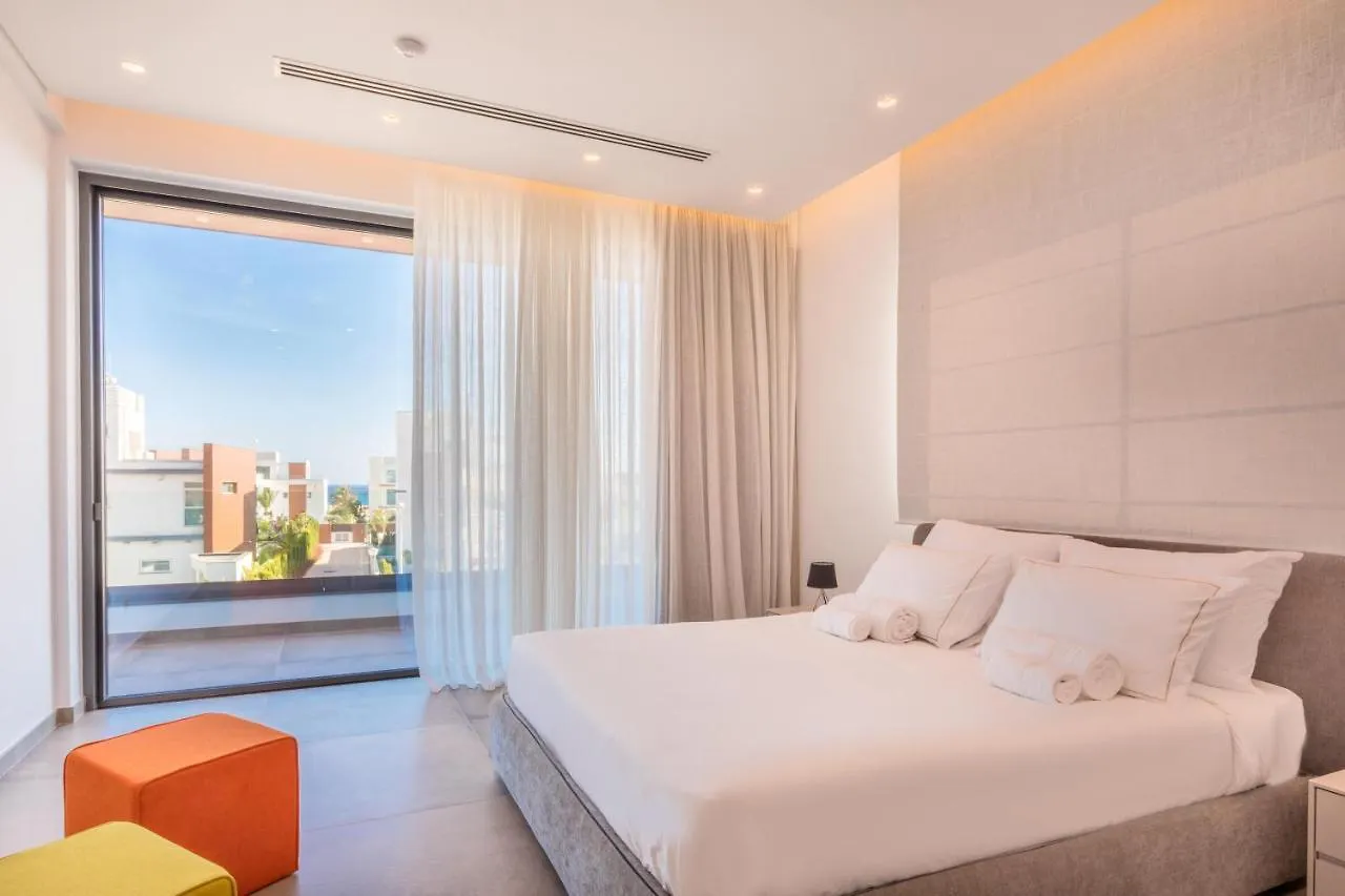 Vivo Mare Beachfront Villas- Blue Diamond Ayia Napa